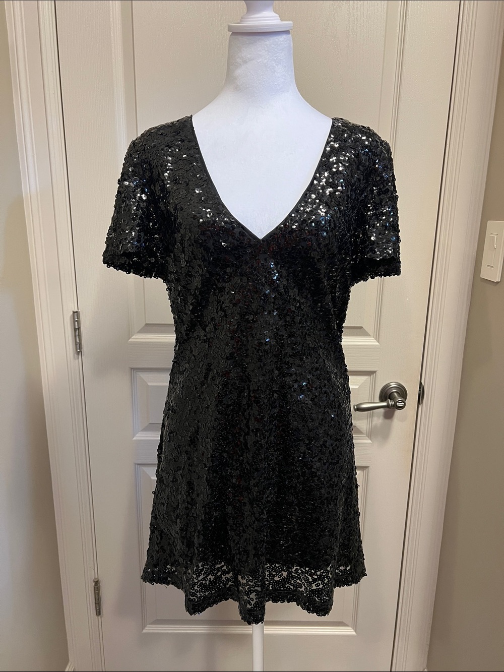 Boohoo Black Sequin V-Neck Mini Dress Flutter Sleeve